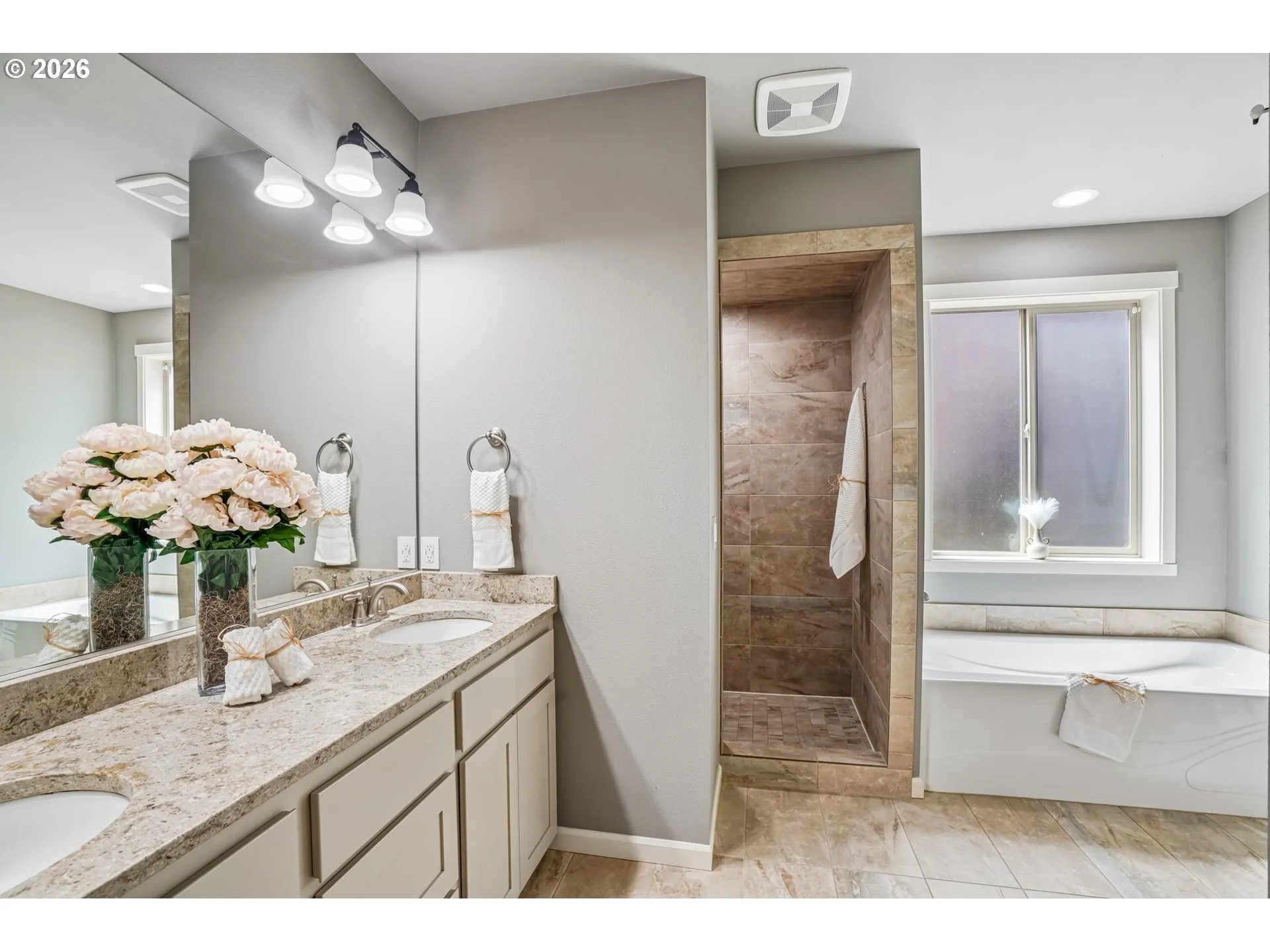 Owner's Suite Bathroom-Full Bathroom