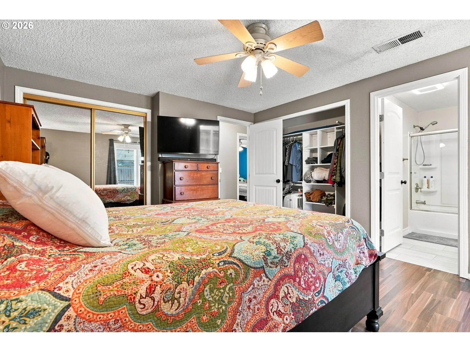 Bedroom, Owner's Suite