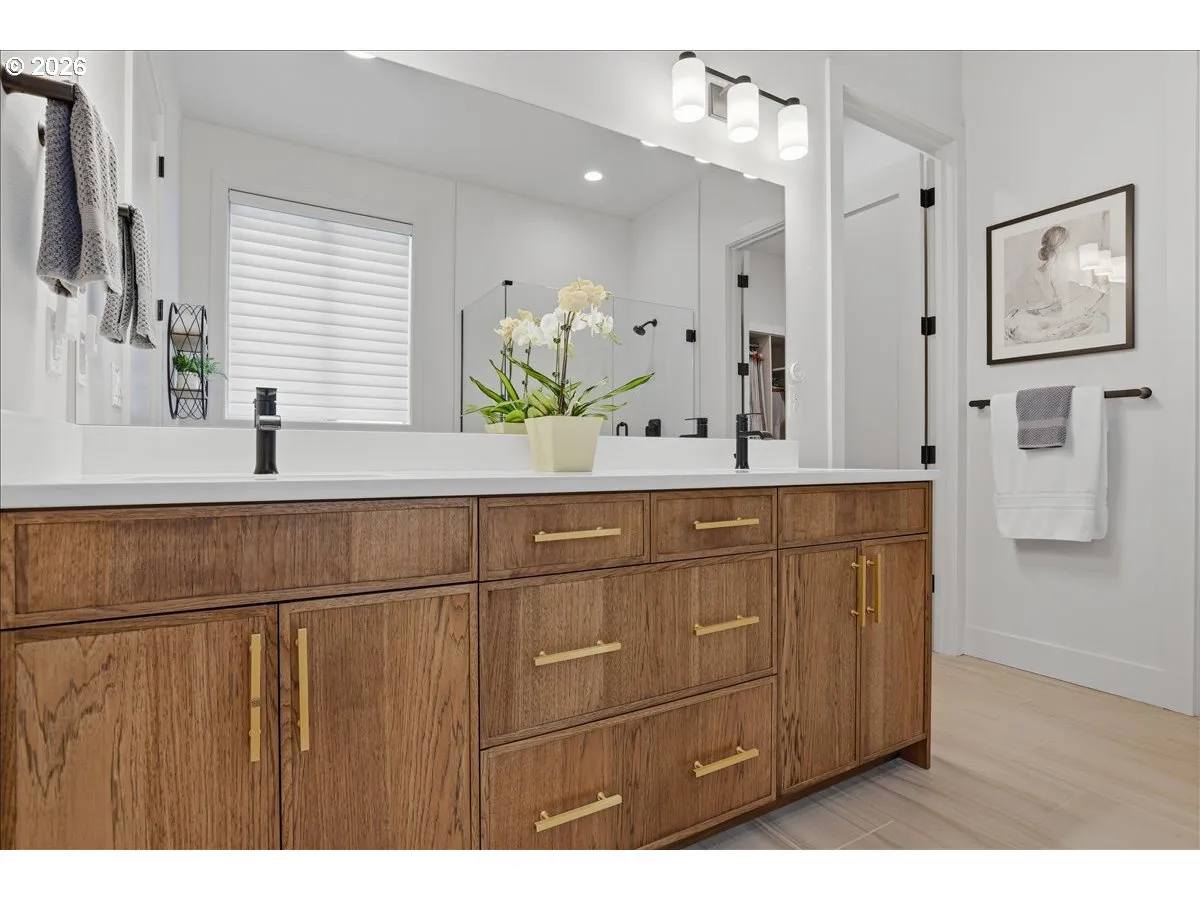 Bathroom-Double Sinks