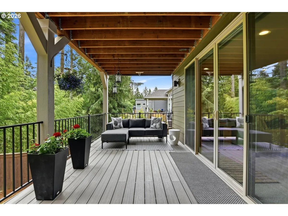 Deck-Lower