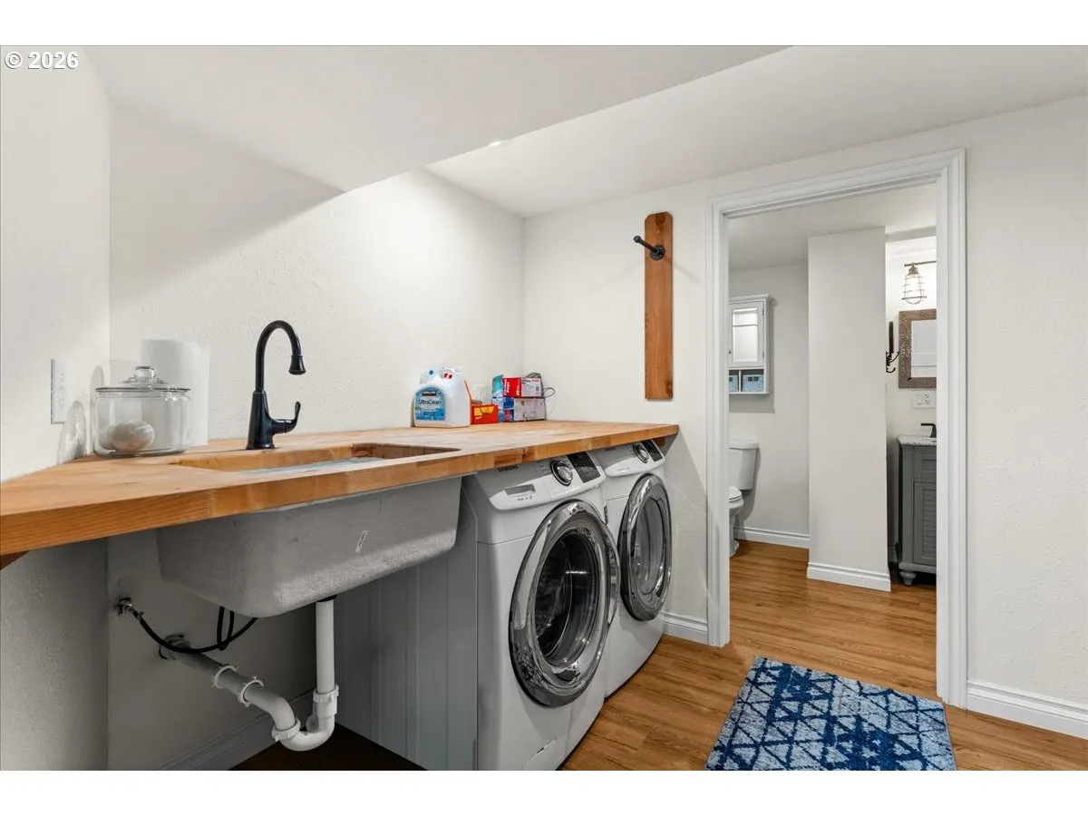 Laundry-Lower