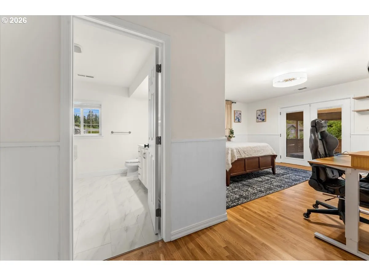 Owner's Suite Bathroom-Full Bathroom