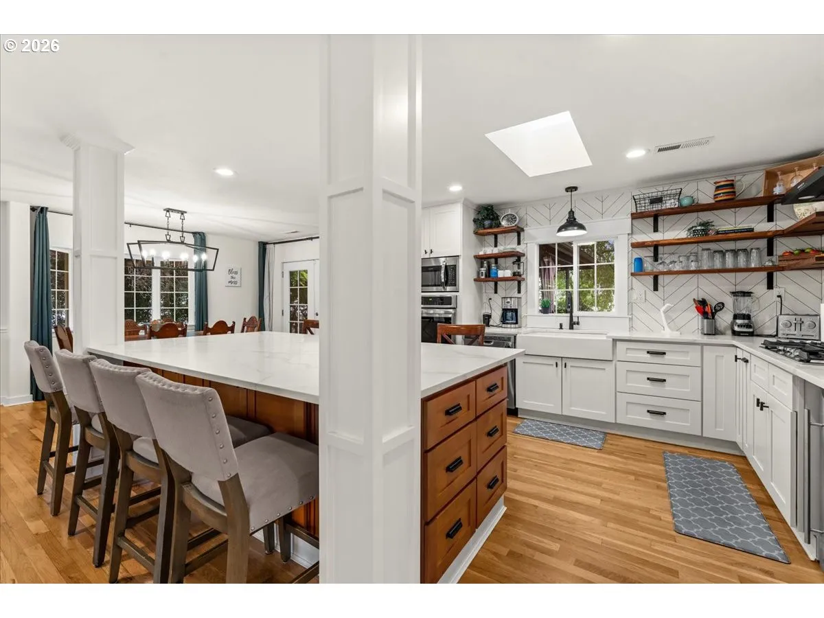 Kitchen-Island