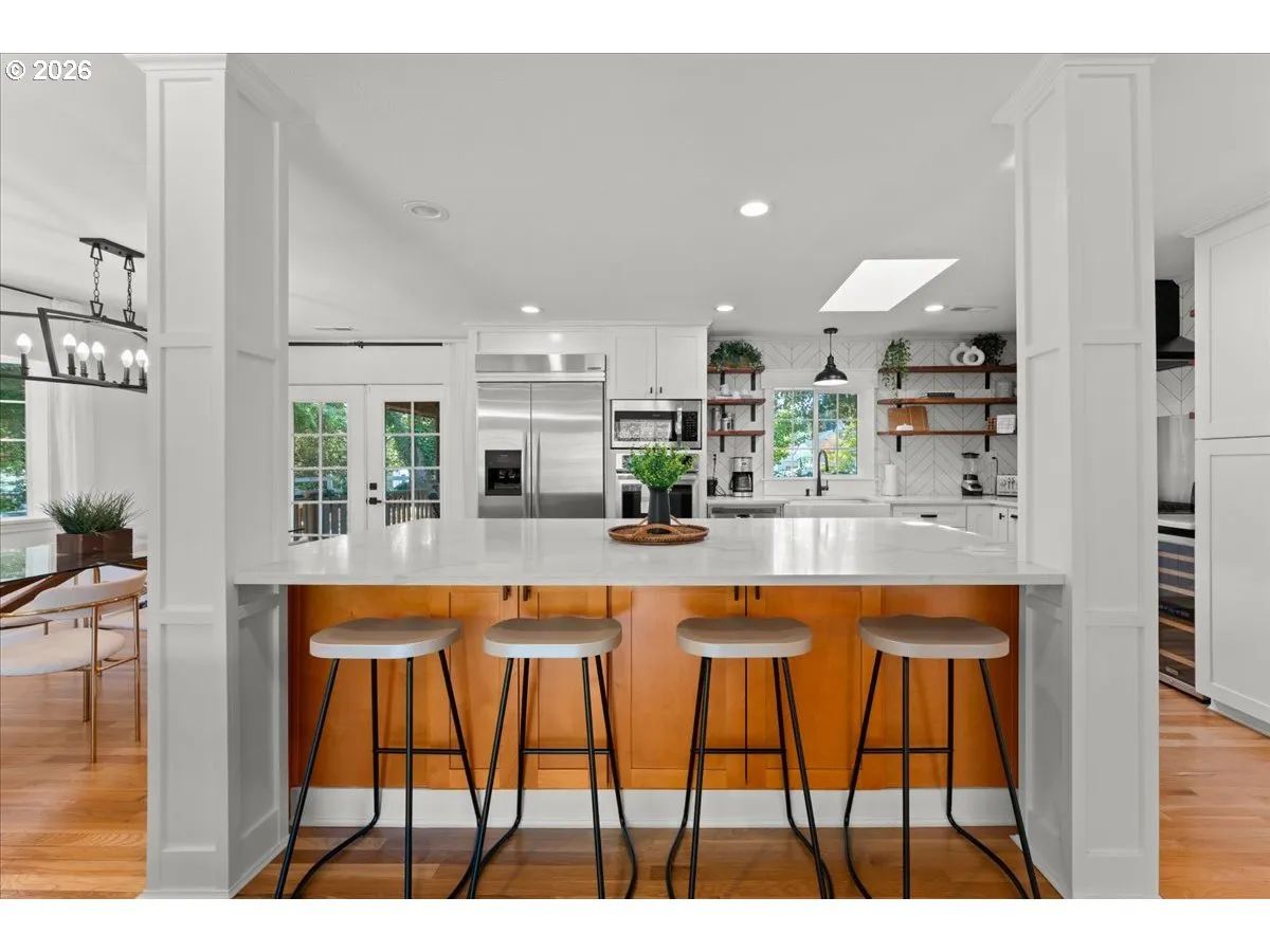Kitchen-Island