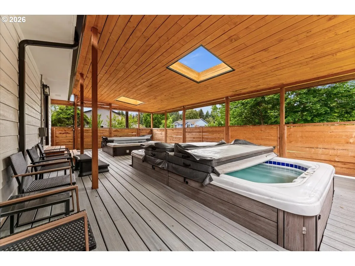 Deck-Main