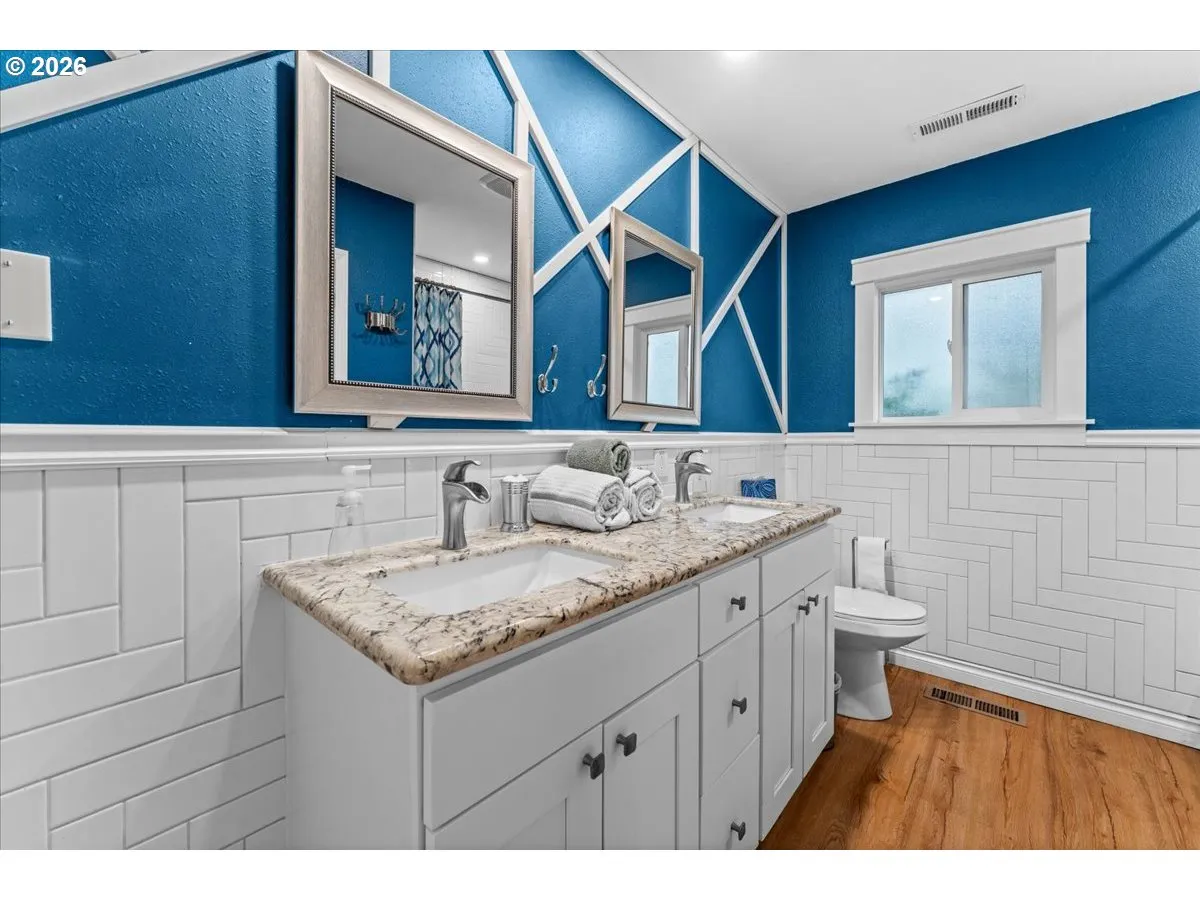 Bathroom-Double Sinks