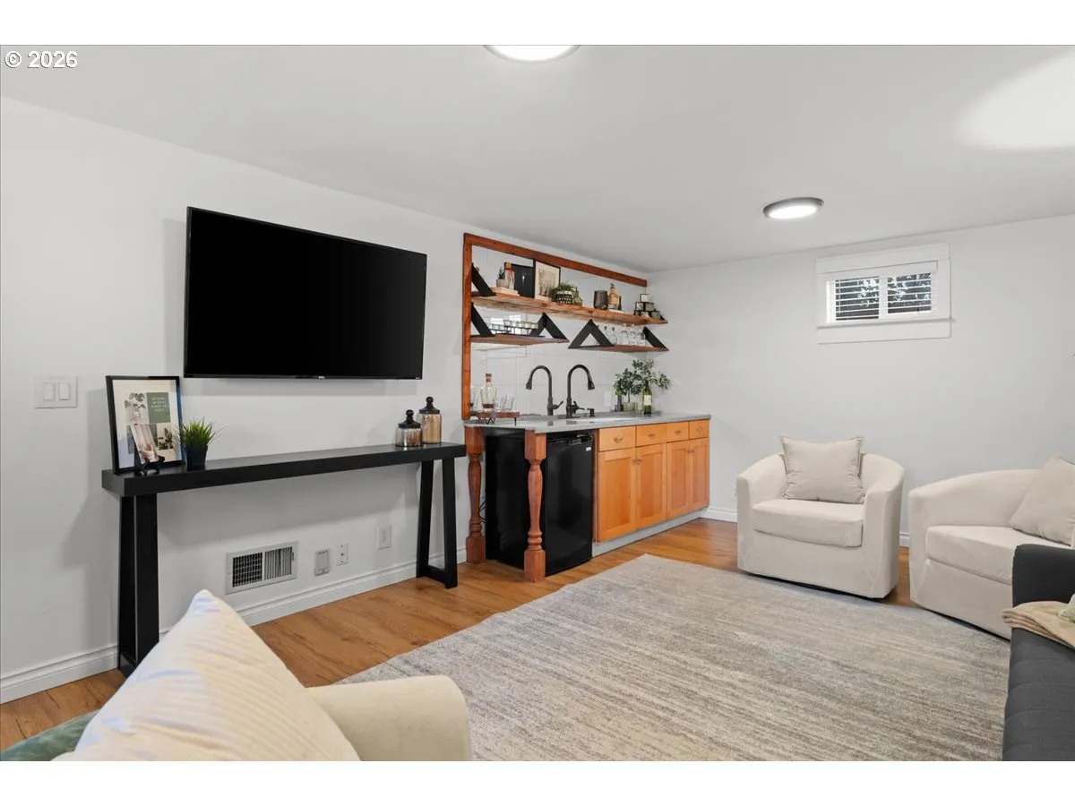 Wet Bar