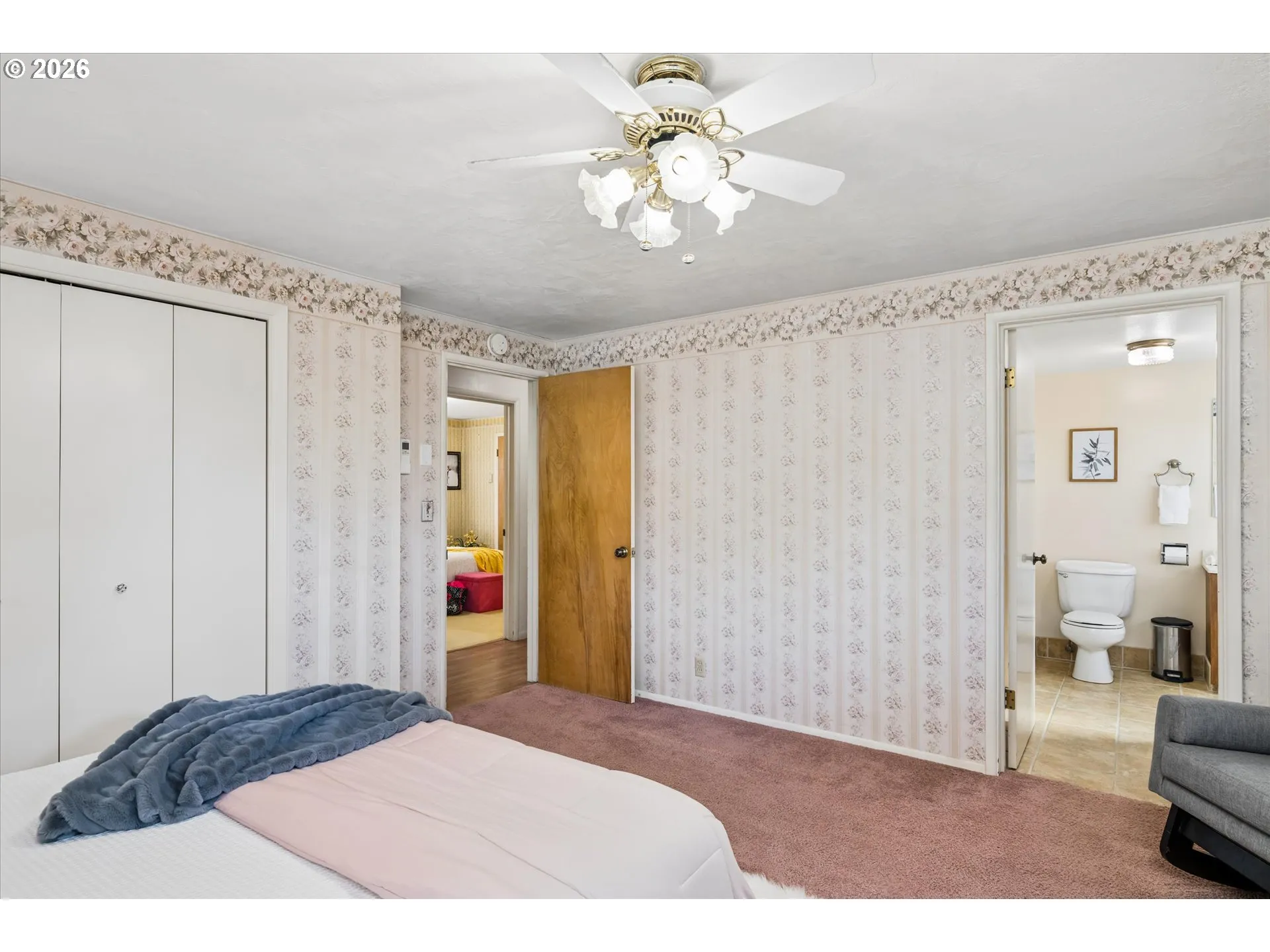 Primary Bedroom-Attached Bathroom