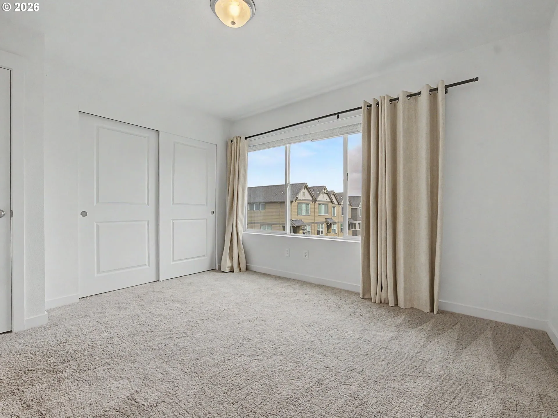 Bedroom, Primary-Upper
