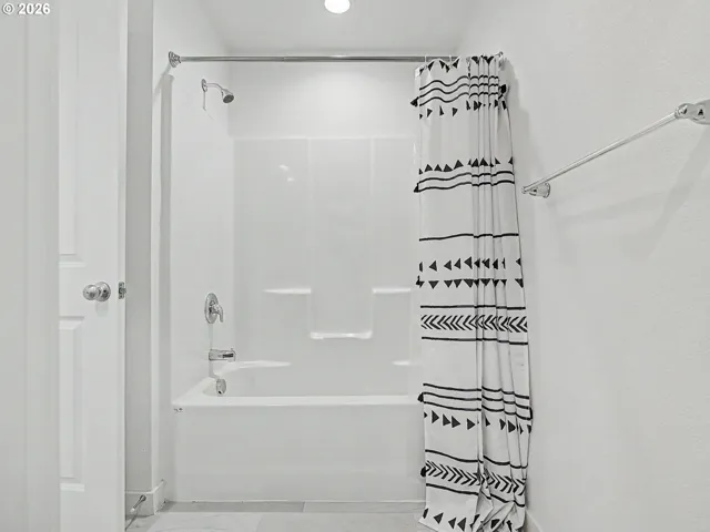 Bathroom-Upper