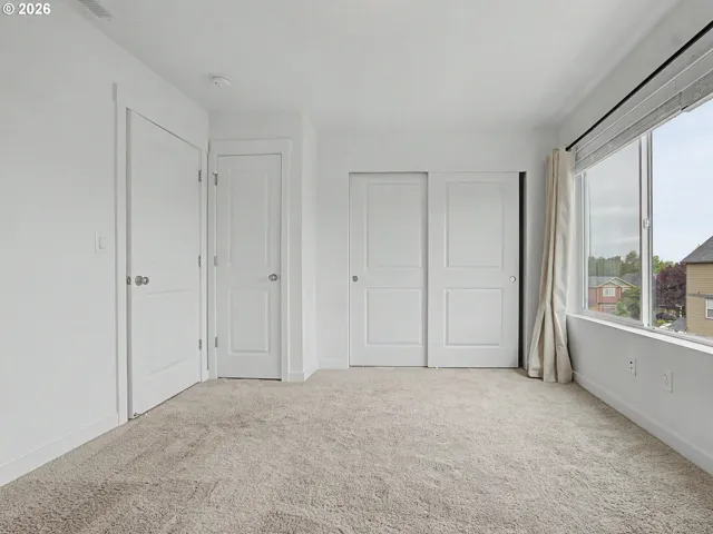 Bedroom, Primary-Upper