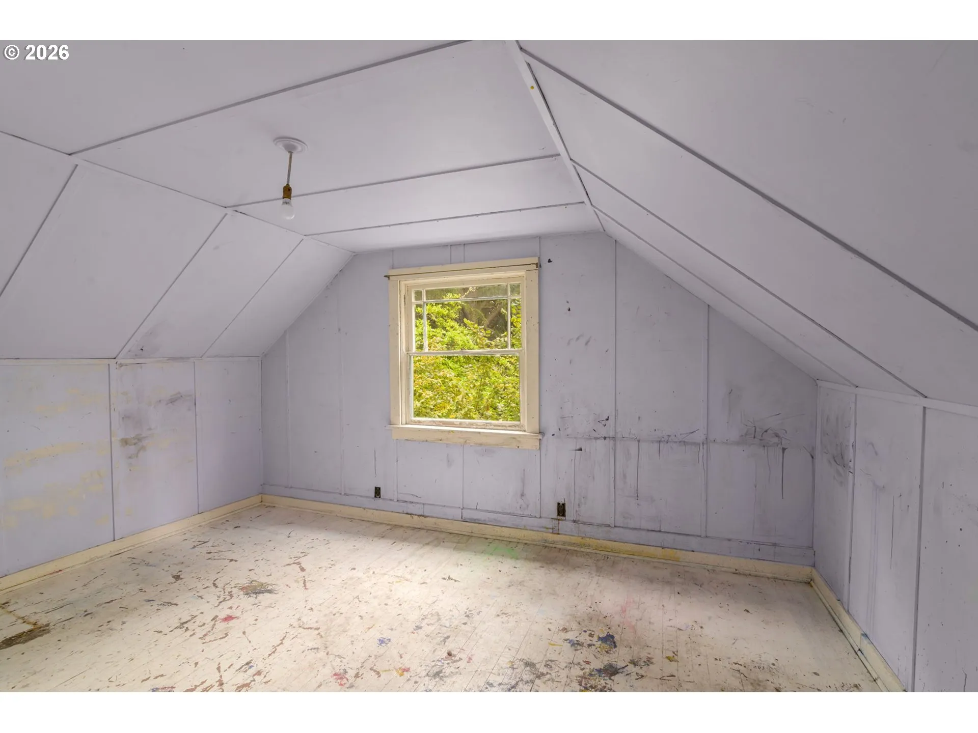 Bedroom-Upper