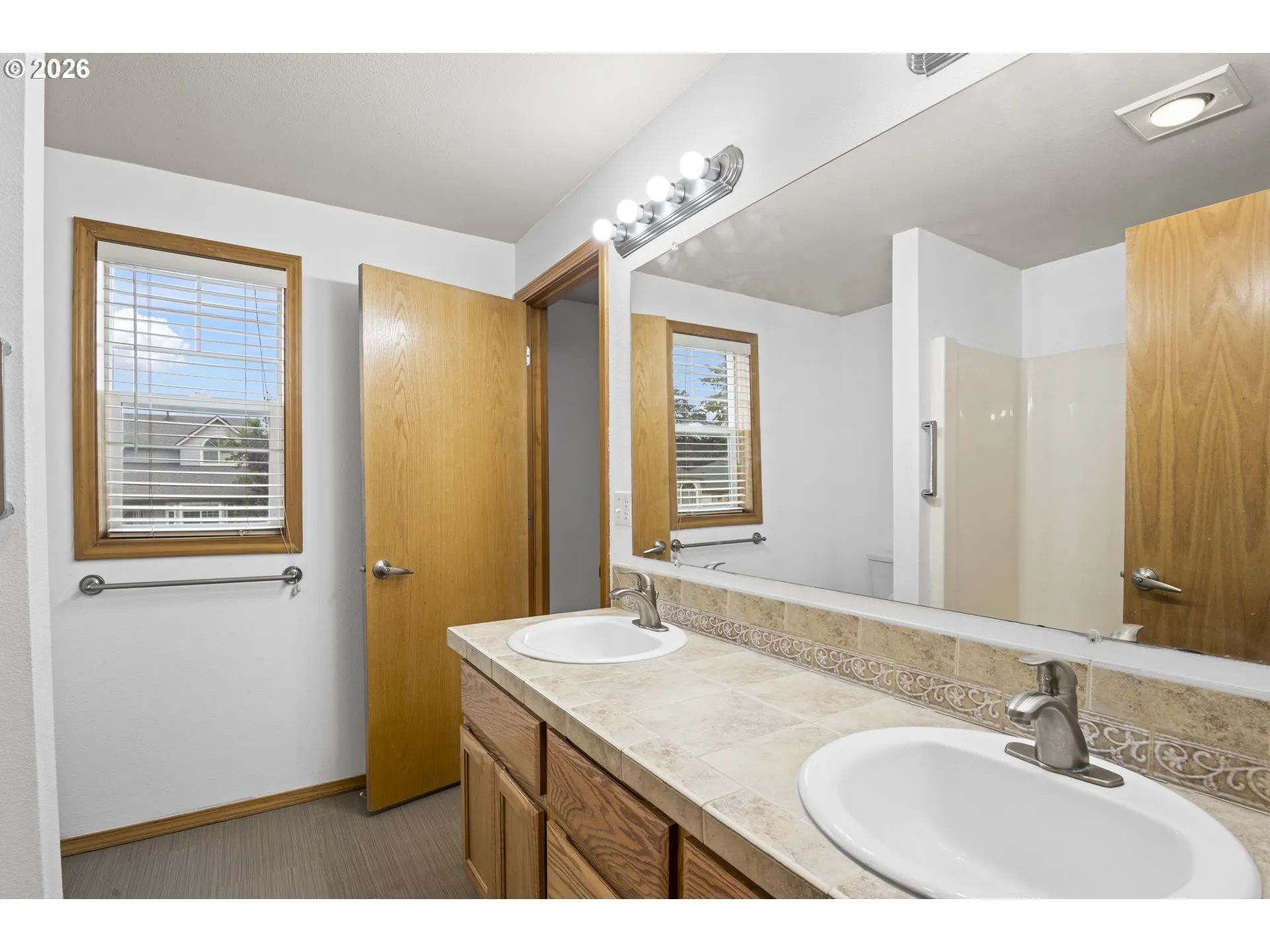 Bathroom-Jack and Jill