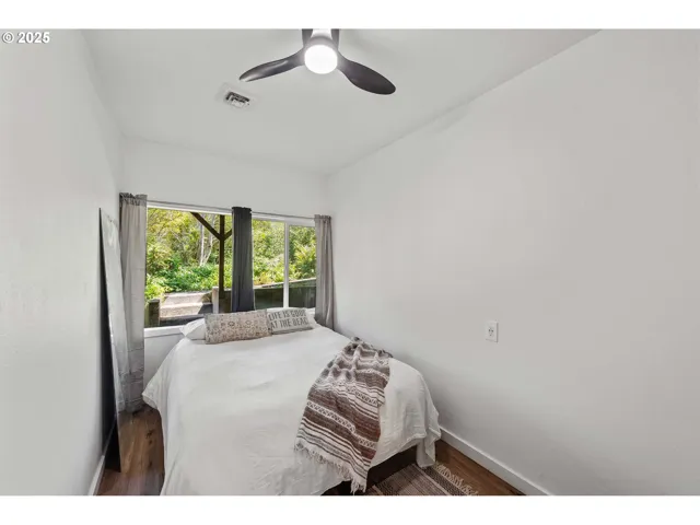 Bedroom-Lower