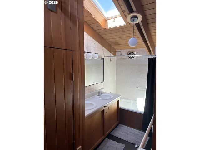 Owner's Suite Bathroom-Double Sinks