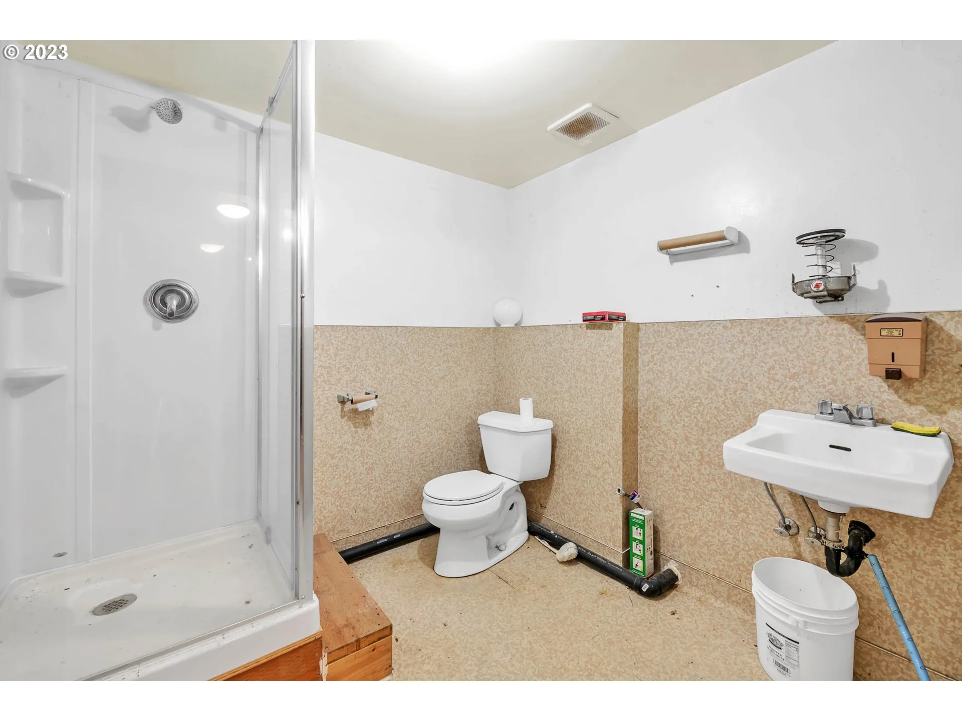 Bathroom-Main