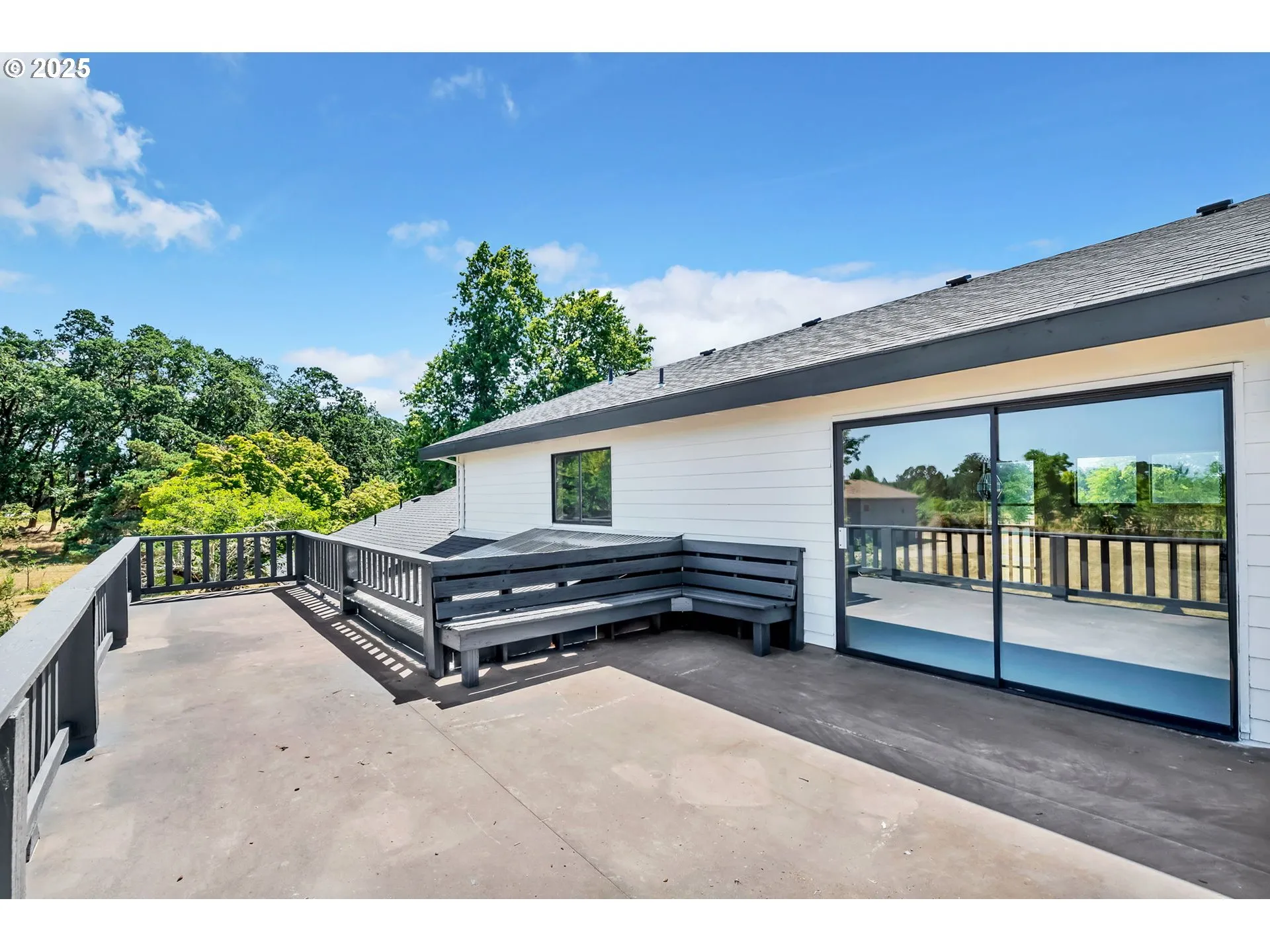 Deck-Upper