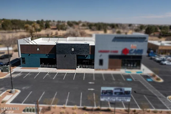 1618 Lee Trevino, A, El Paso, Tx 79936