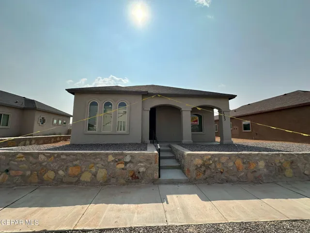 2233 Tony Harper Street, El Paso, Tx 79938