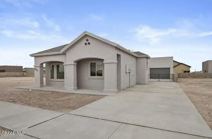 14345 Bill Lazor Parkway, Horizon City, Tx 79928