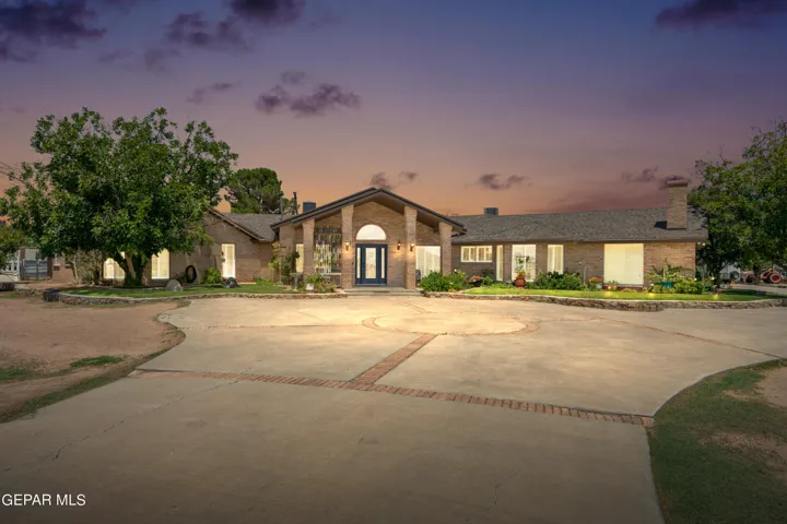 9365 North Loop Drive, El Paso, Tx 79907