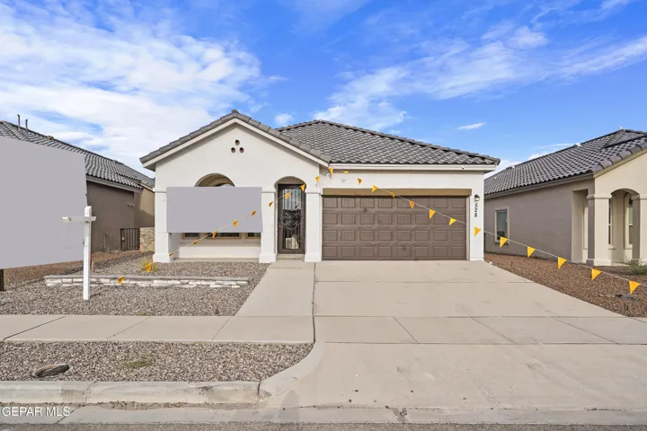 528 Cedarwood Avenue, El Paso, Tx 79928