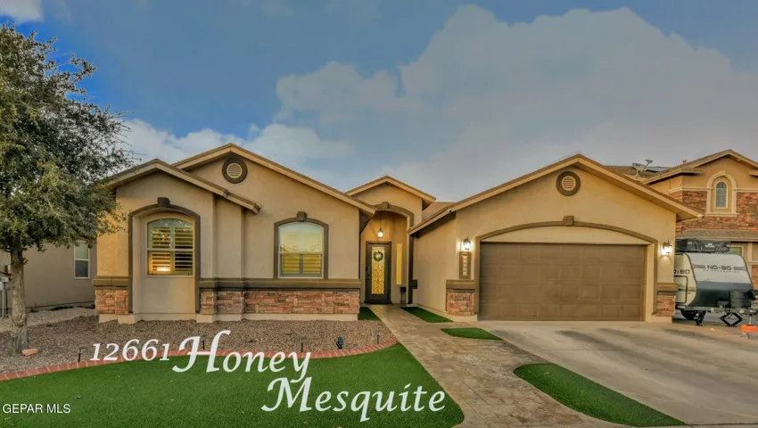 Lovely Home - Lovely Neighborhood