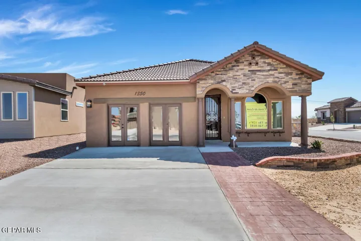 13852 Vicki Brewer Avenue, Horizon City, Tx 79928