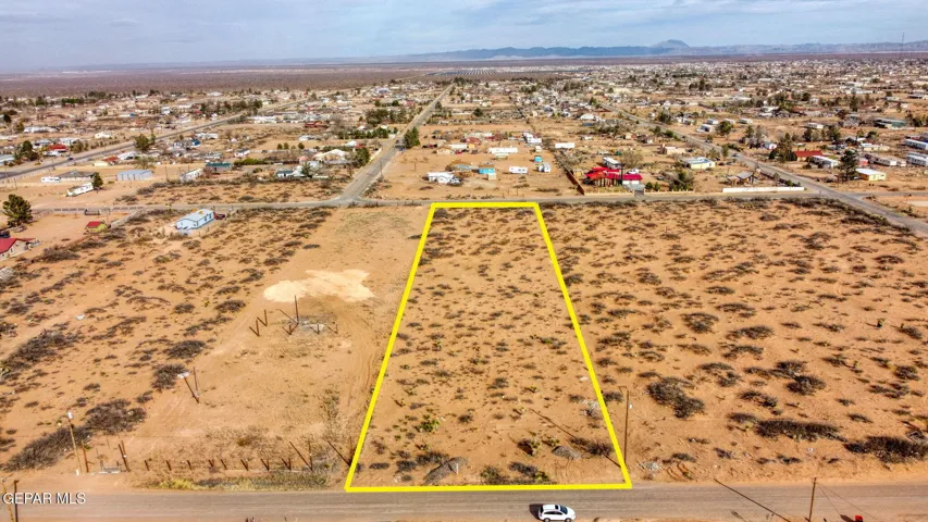 529 North Road, Chaparral, Nm 88081