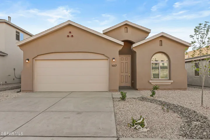 107 Esther Trail, Santa Teresa, Nm 88008