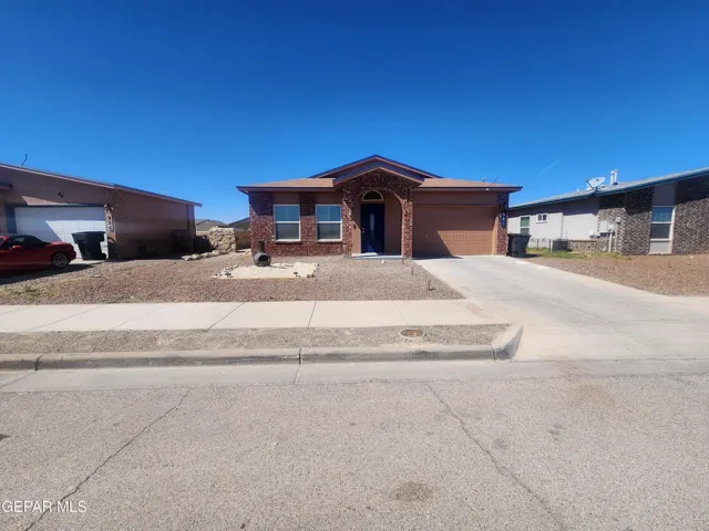 921 Brezo Street, El Paso, Tx 79928
