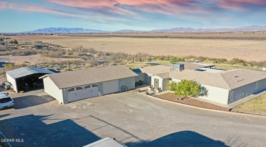 470 Sandy Creek Road, Anthony, Nm 88021