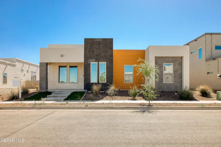 2524 Sammy Cervantes Street, El Paso, Tx 79938