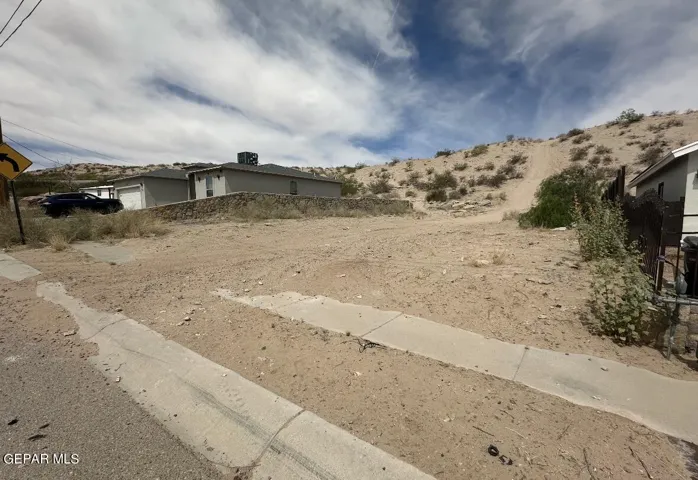 308 Lonnie Street, Sunland Park, Nm 88063