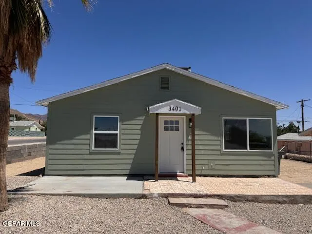 Main Home/ Exterior Front
