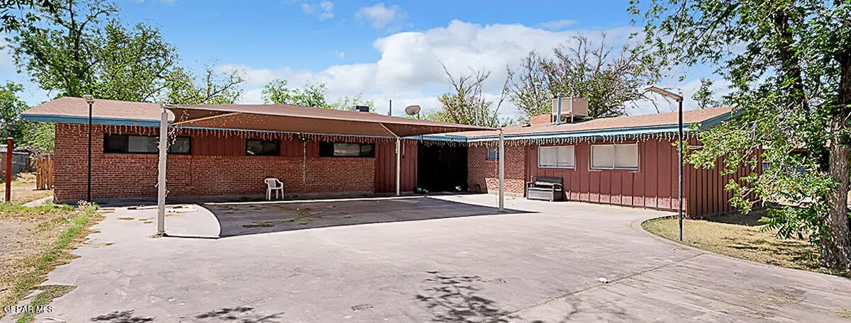 216 Smith Road, El Paso, Tx 79907