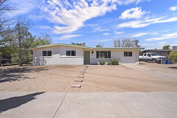 4529 Bobolink Way, El Paso, Tx 79922