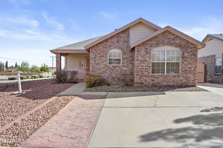 2401 Tierra Cafe Drive, El Paso, Tx 79938