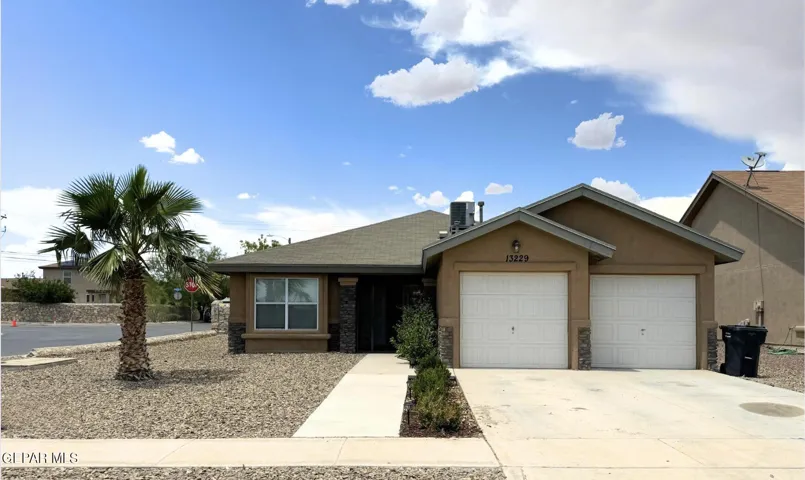 13229 Walker Post Avenue, Horizon City, Tx 79928
