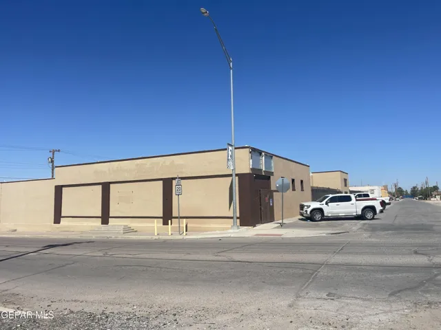 111 Fabens, El Paso, Tx 79938