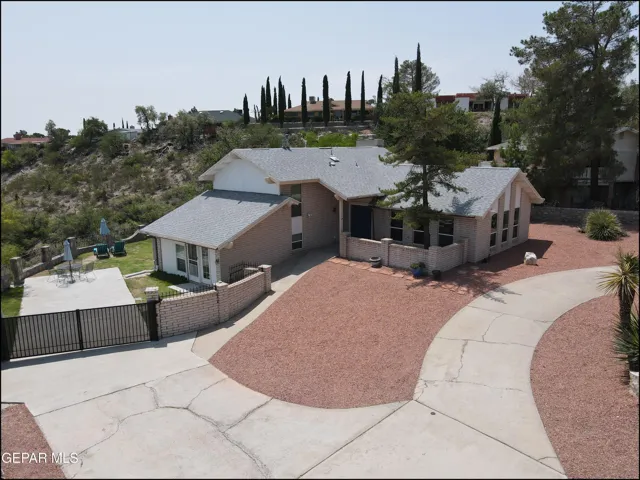 3200 Zion Lane, El Paso, Tx 79904