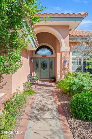 908 Via Corta Court, El Paso, Tx 79912