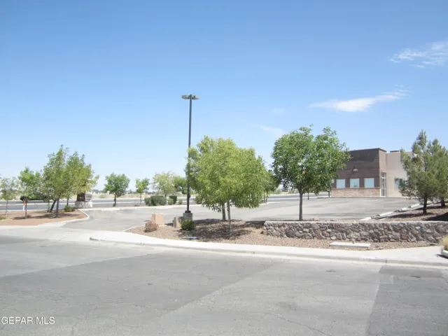 181 Gus Rallis Drive, El Paso, Tx 79932