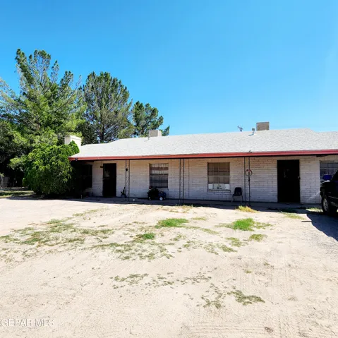 100 Mckinney Street, A & B, Clint, Tx 79836