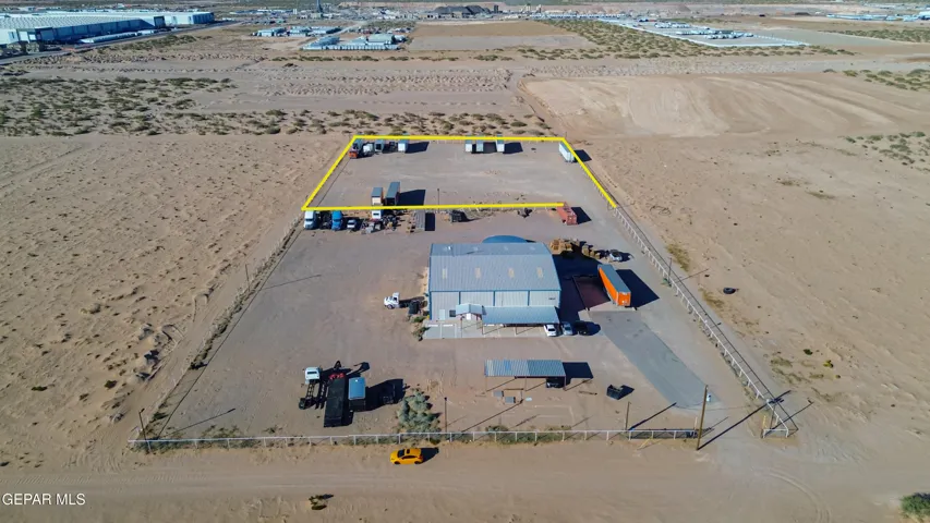 1022 Berryville, El Paso, Tx 79928