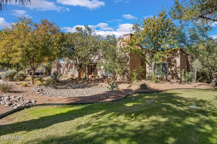 307 Lombardy Avenue, El Paso, Tx 79922