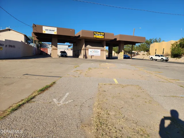 575 Giles Road, El Paso, Tx 79915