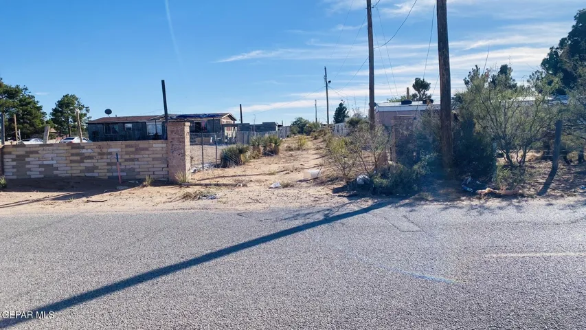 769 A Oasis Dr. Drive, Chaparral, Nm 88081