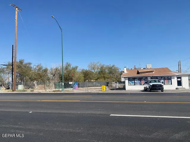 8101 Alameda Avenue, El Paso, Tx 79915