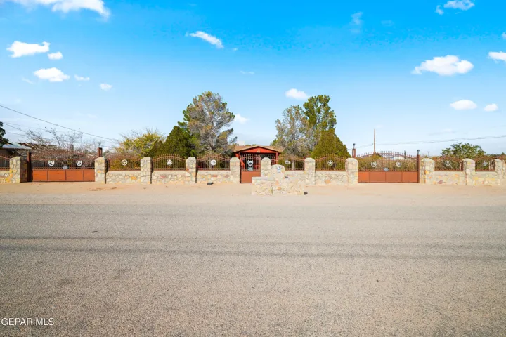 16051 Harrison Avenue, Clint, Tx 79836